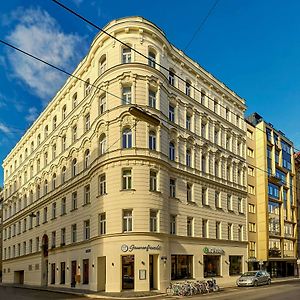 H+ Hotel Wien